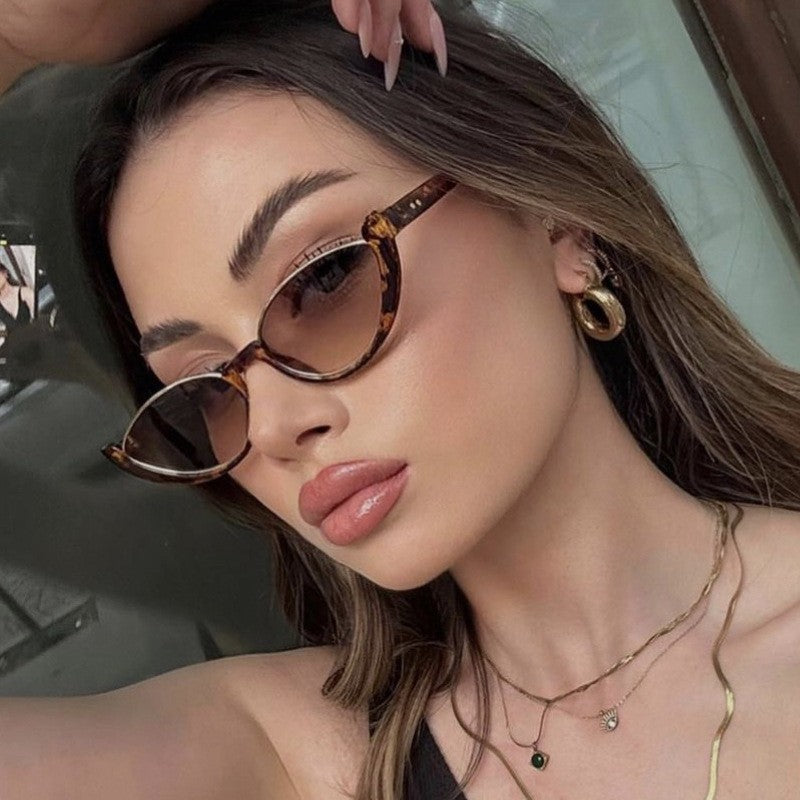 Small Cat Eye Sunglasses – Plastic Frame