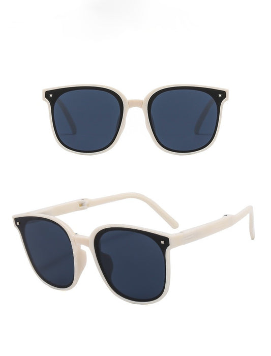 113_C8_Folding_Grey_White_Plastic_Sunglasses