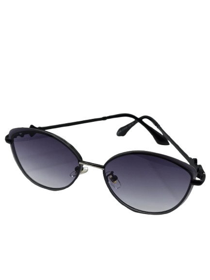Women's Black Cat-Eye Gradient Sunglasses