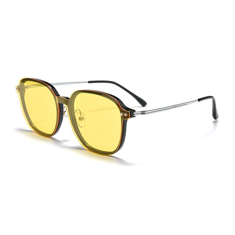 Women’s Ultra-Light Frame with Magnetic Polarized Set Lens